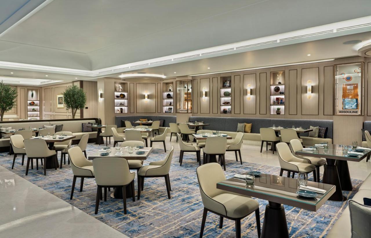 Hotel Address Provincia di Istanbul Esterno foto The restaurant