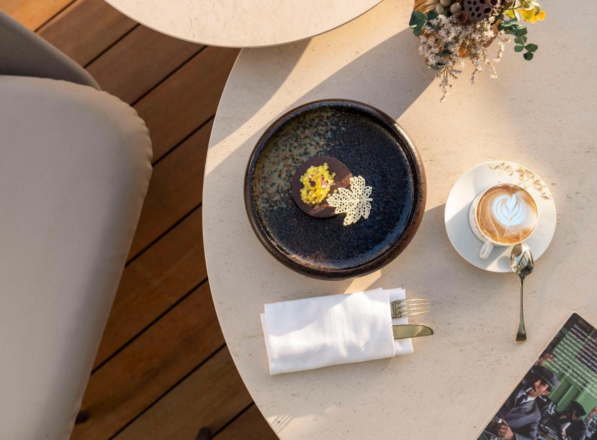 Hotel Address Provincia di Istanbul Esterno foto The Terrace