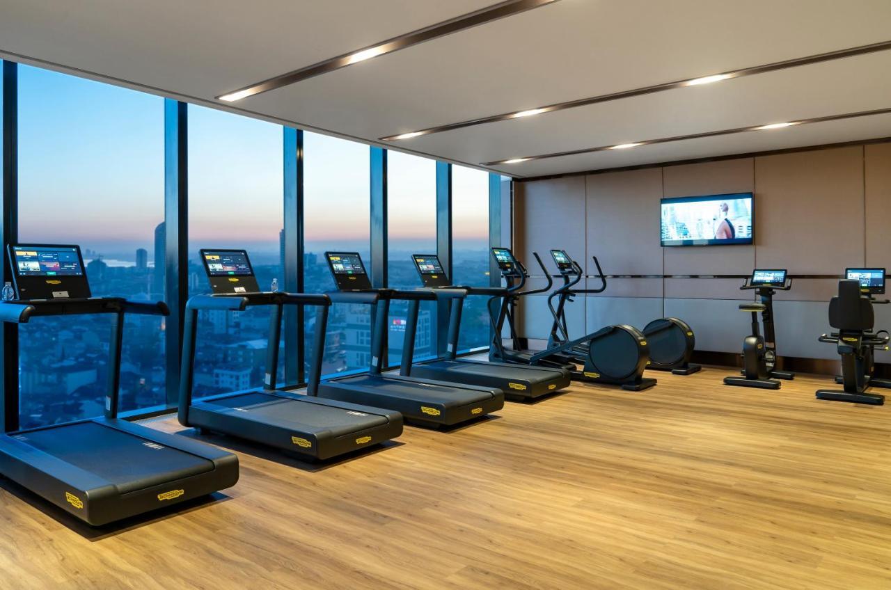Hotel Address Provincia di Istanbul Esterno foto The gym at the 57th floor