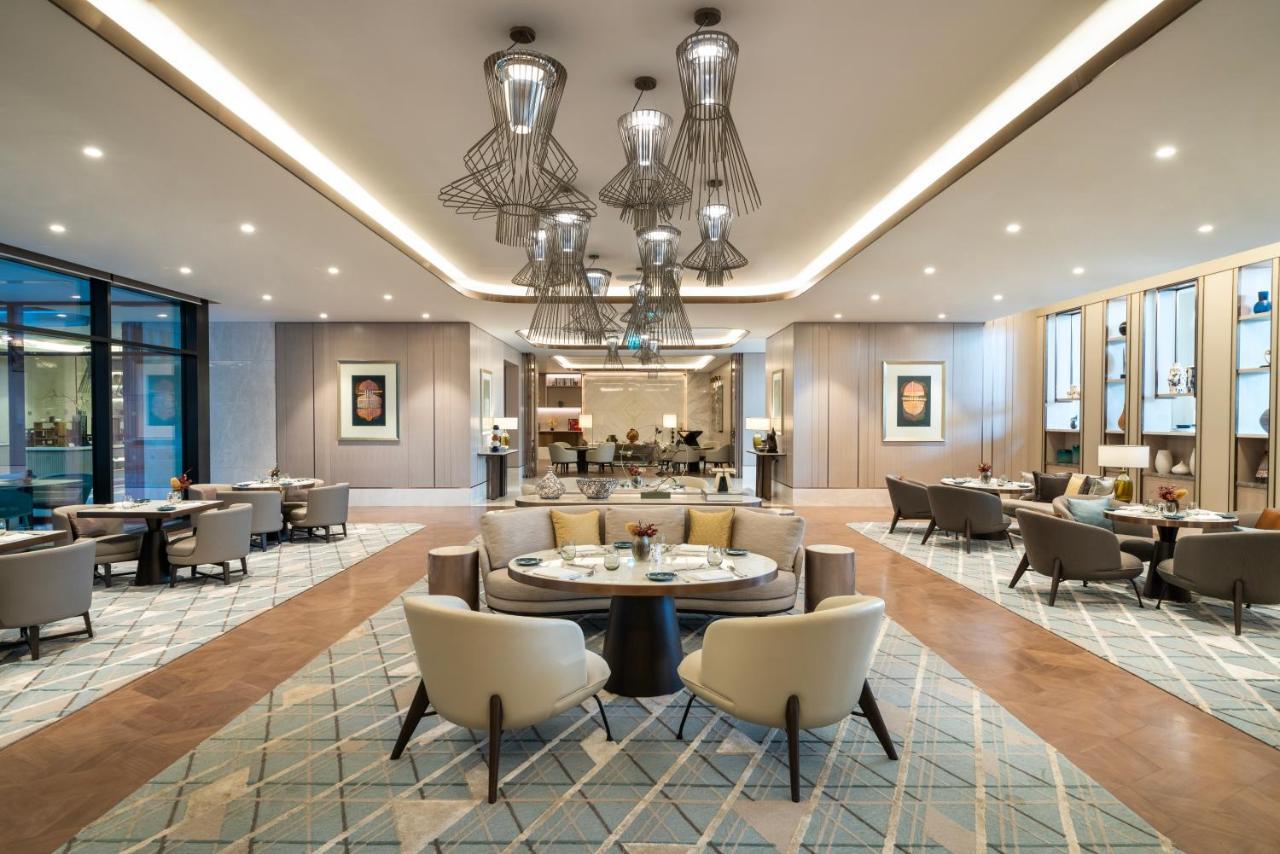 Hotel Address Provincia di Istanbul Esterno foto The Club at London Heathrow Airport
