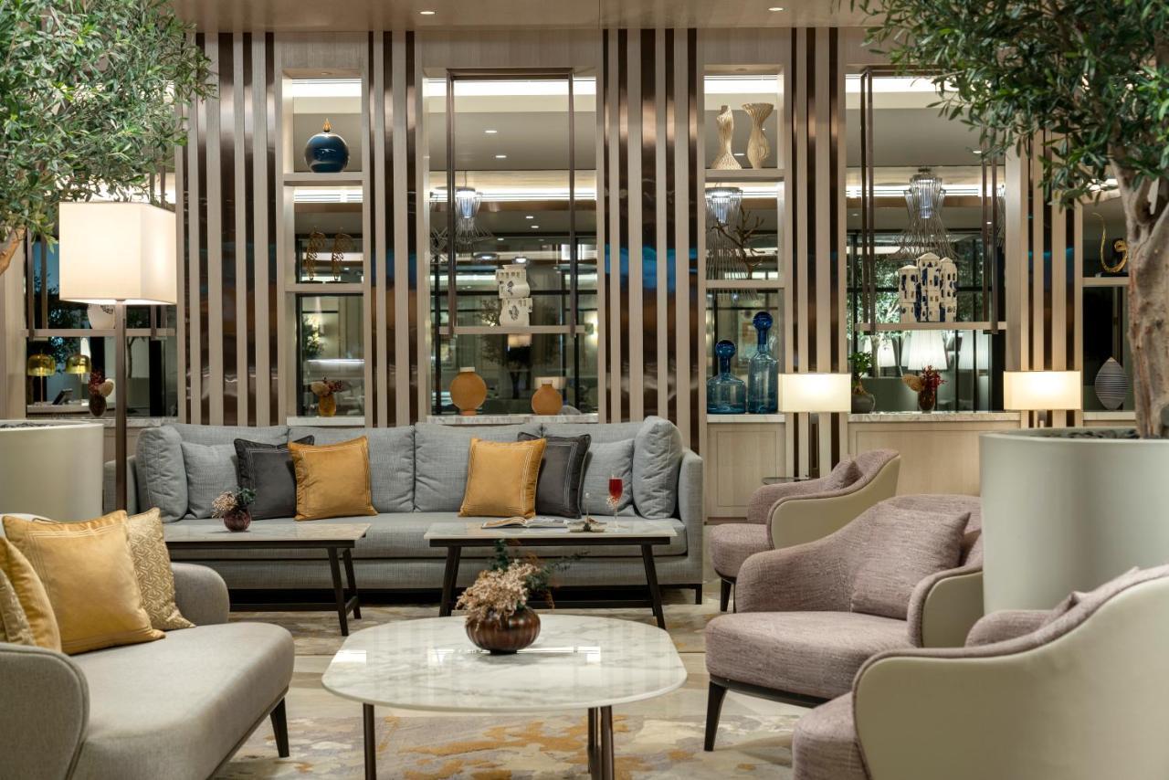 Hotel Address Provincia di Istanbul Esterno foto The lobby of the hotel